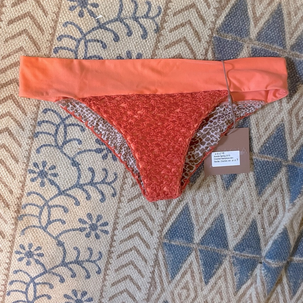 BNWT Acacia Hamptons Crochet Bottom in Nectar